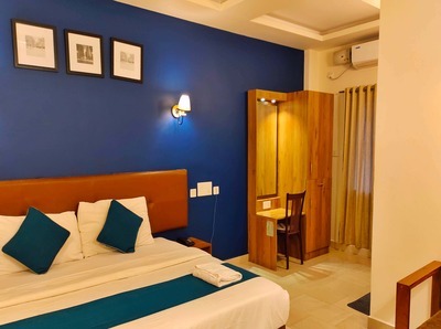 Deluxe Room 4